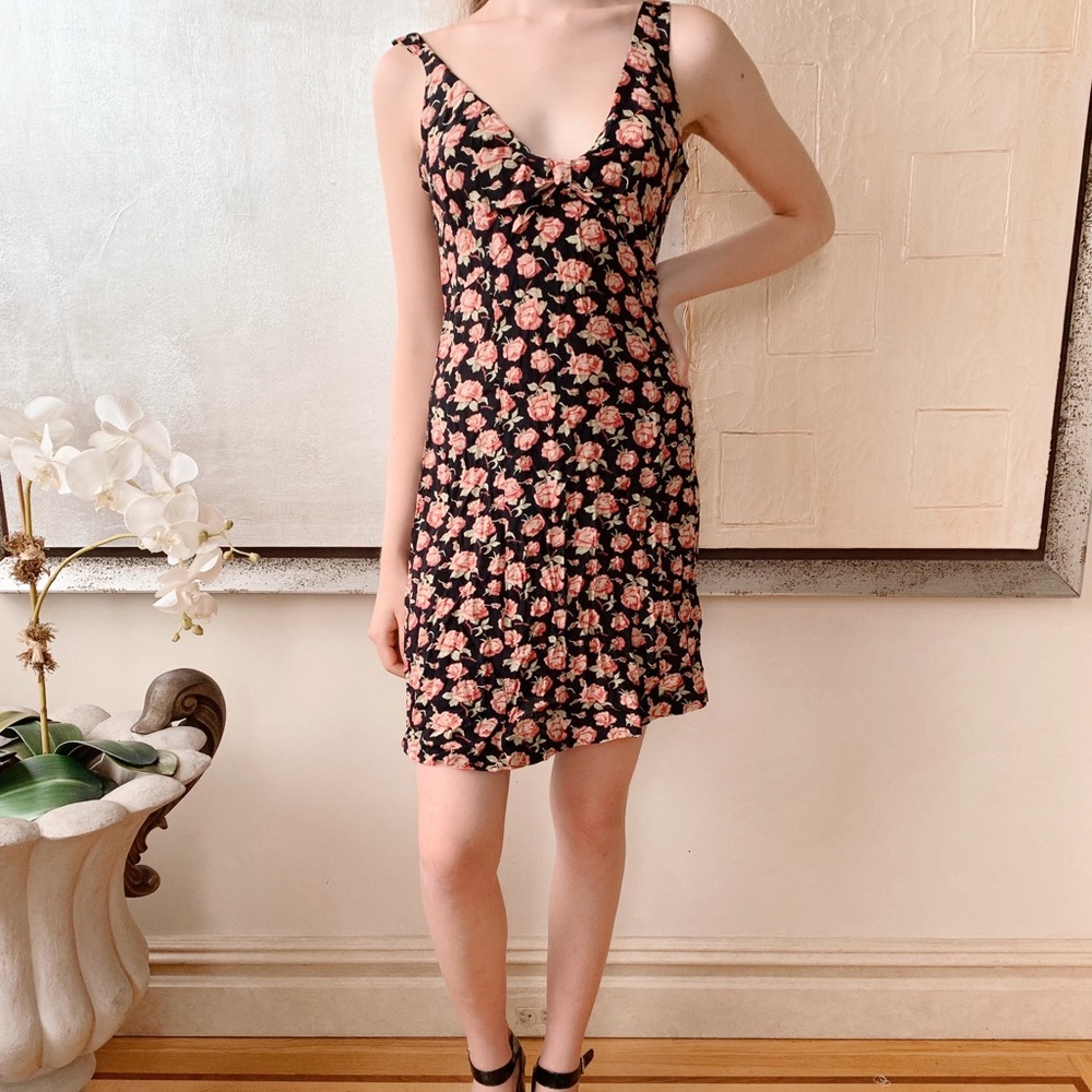 NEW FLORAL VINTAGE BETSEY JOHNSON DRESS 🖤